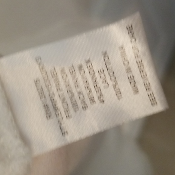 Daniel Rainn *Quin* keyhole top - Picture 8 of 8